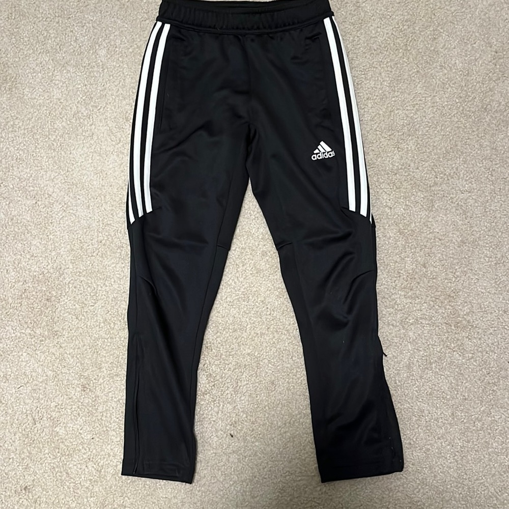 Like New- Girls Nike Joggers